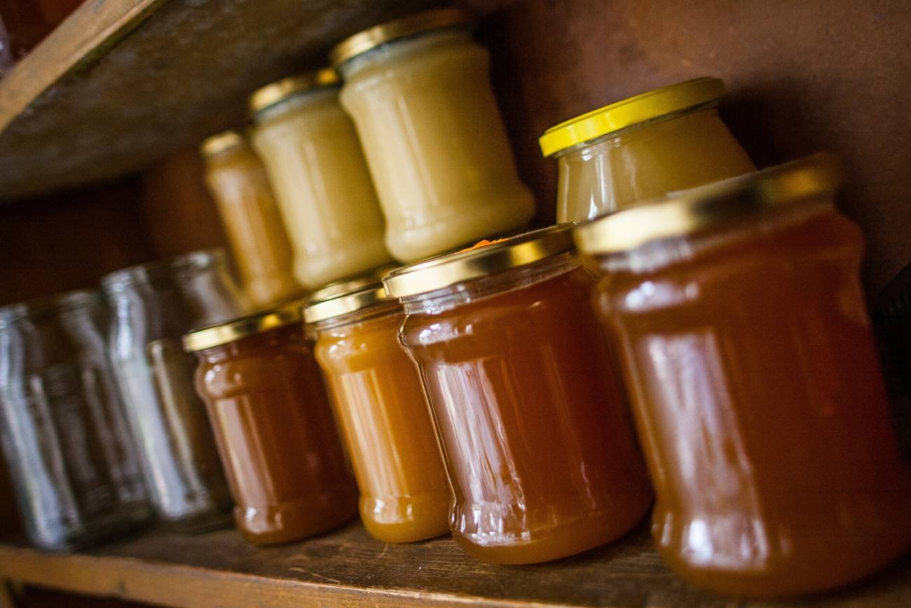 Miód wycofany ze sklepów w całej Polsce. Sanepid alarmuje