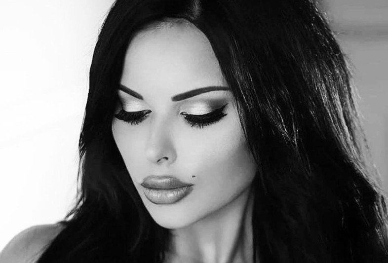 Esmeralda Goldewska nie żyje? Na Facebooku opublikowano nekrolog celebrytki.