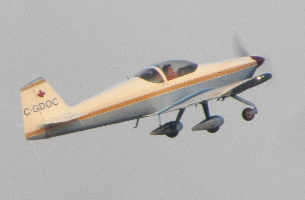 Start samolotu Vans RV-6A