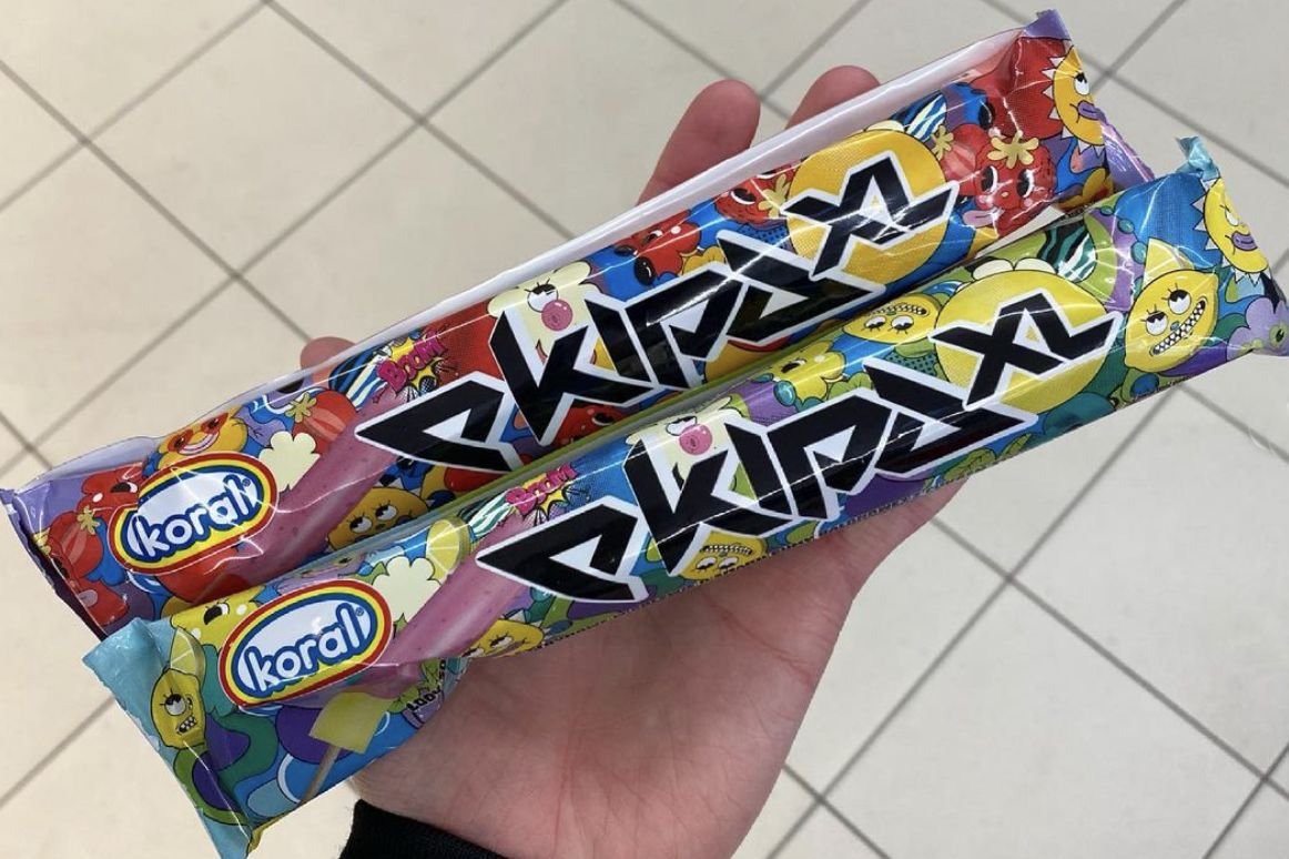 9-latek zapłacił zawrotną cenę za lody "Ekipy". Produkt Koral cieszy się niezwykłą popularnością.