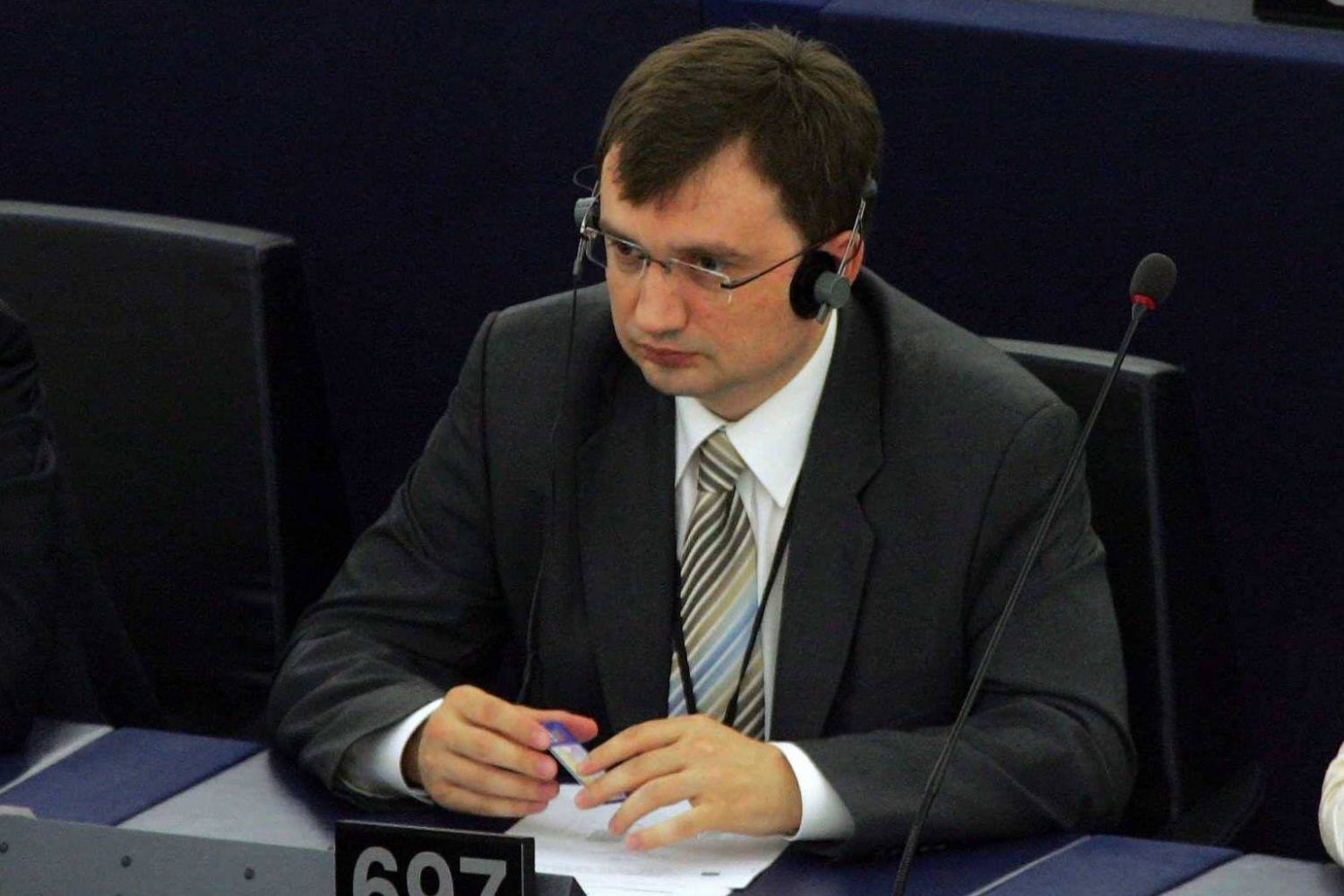 Zbigniew Ziobro na posiedzeniu Parlamentu Europejskiego.