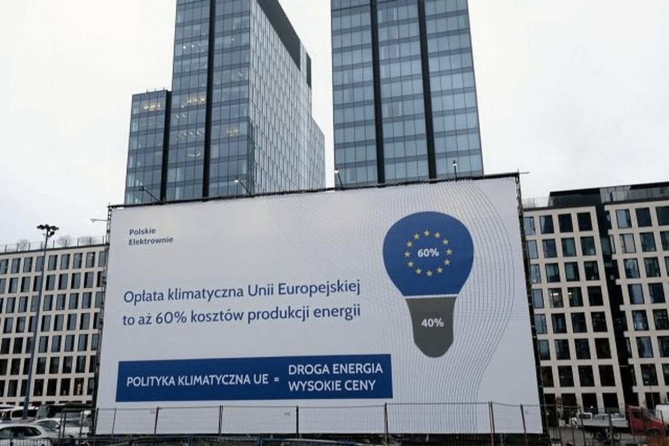 Billboard w Warszawie.