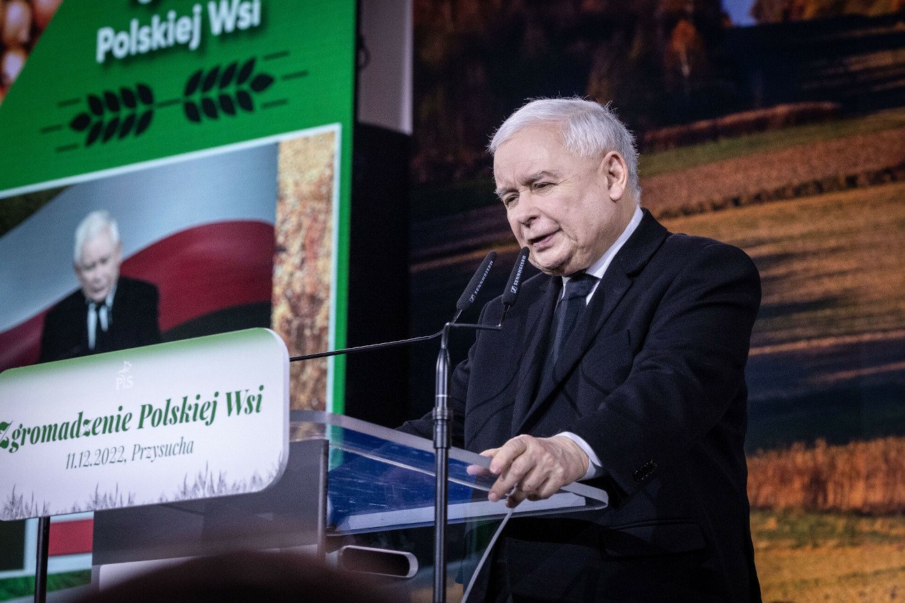 Prezes Jarosław Kaczyński odwiedzi Łyse na Kurpiach. Na zdjęciu: Zgromadzenie Polskiej Wsi z jego udziałem w Przysusze w 2022 roku.