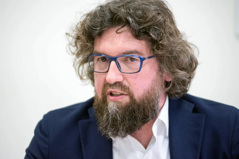 Wśród zwolnionych wiceministrów był m.in. Piotr Woźny, pełnomocnik rządu od smogu.
