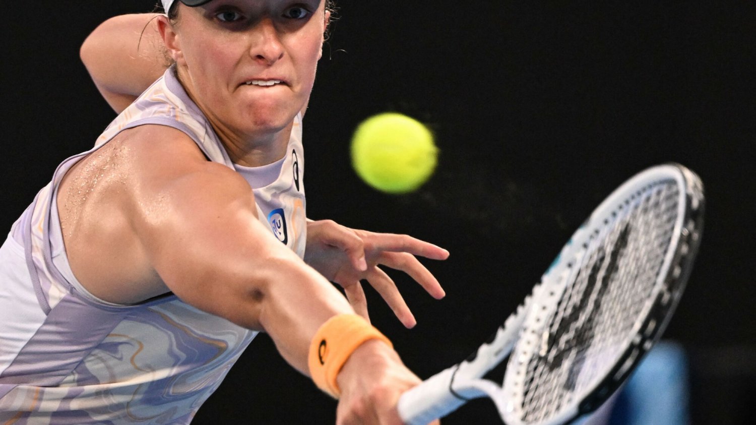 Ciężki bój i ważne zwycięstwo na początek. Iga Świątek ruszyła po tytuł w Australian Open