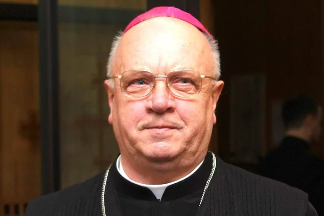 Bp Józef Zawitkowski wezwał pielgrzymów do zakładania nowych kółek różańcowych