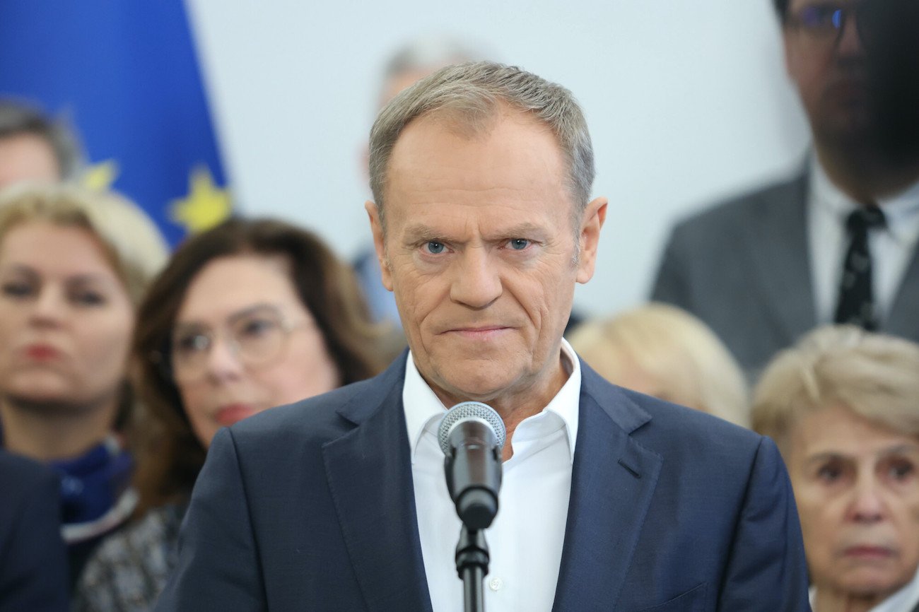 Donald Tusk, przewodniczący Platformy Obywatelskiej, zapowiada rozliczenie PiS programem Cela Plus. Donald Tusk, przewodniczący Platformy Obywatelskiej, zapowiada rozliczenie PiS programem Cela Plus.
