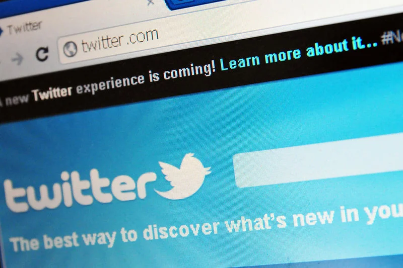 Twitter poinformował, że ofiarą hakerów padło ponad 250 tys. kont użytkowników serwisu.