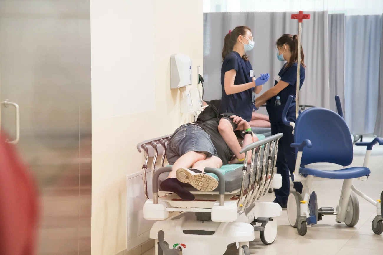 Szpitale szukają oszczędności, bo koszty wciąż rosną. Nie idą za tym zmiany stawek za świadczenia.