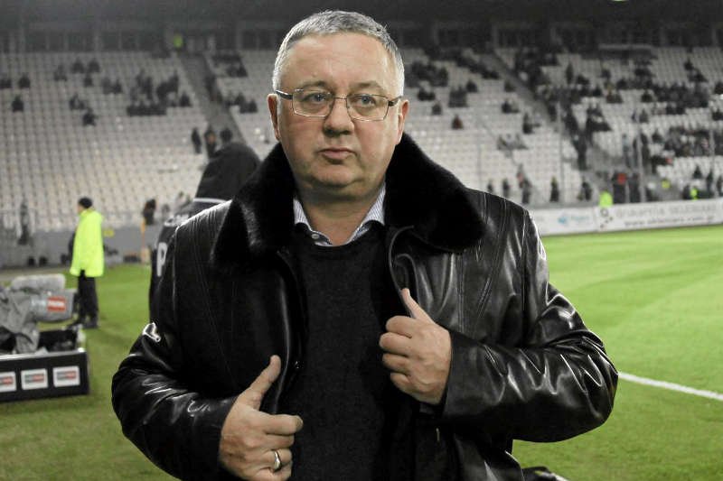 "Zarabiać 32 tysiące zł dziennie? To niemoralne!" - oburzają się internauci po naszym tekście o prezesie Comarchu prof. Januszu Filipiaku