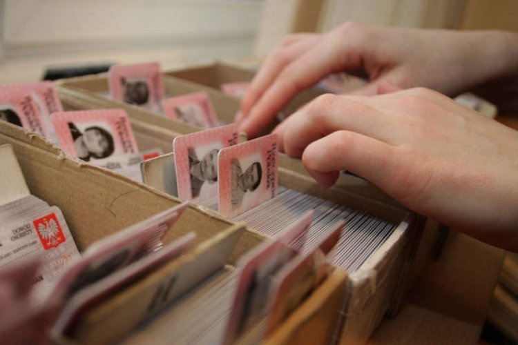 System e-rejestracji ujawnił numery PESEL Polaków.