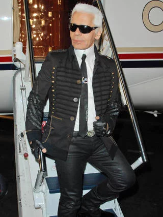 Karl Lagerfeld jest chodzącą wyrocznią i ikoną mody
