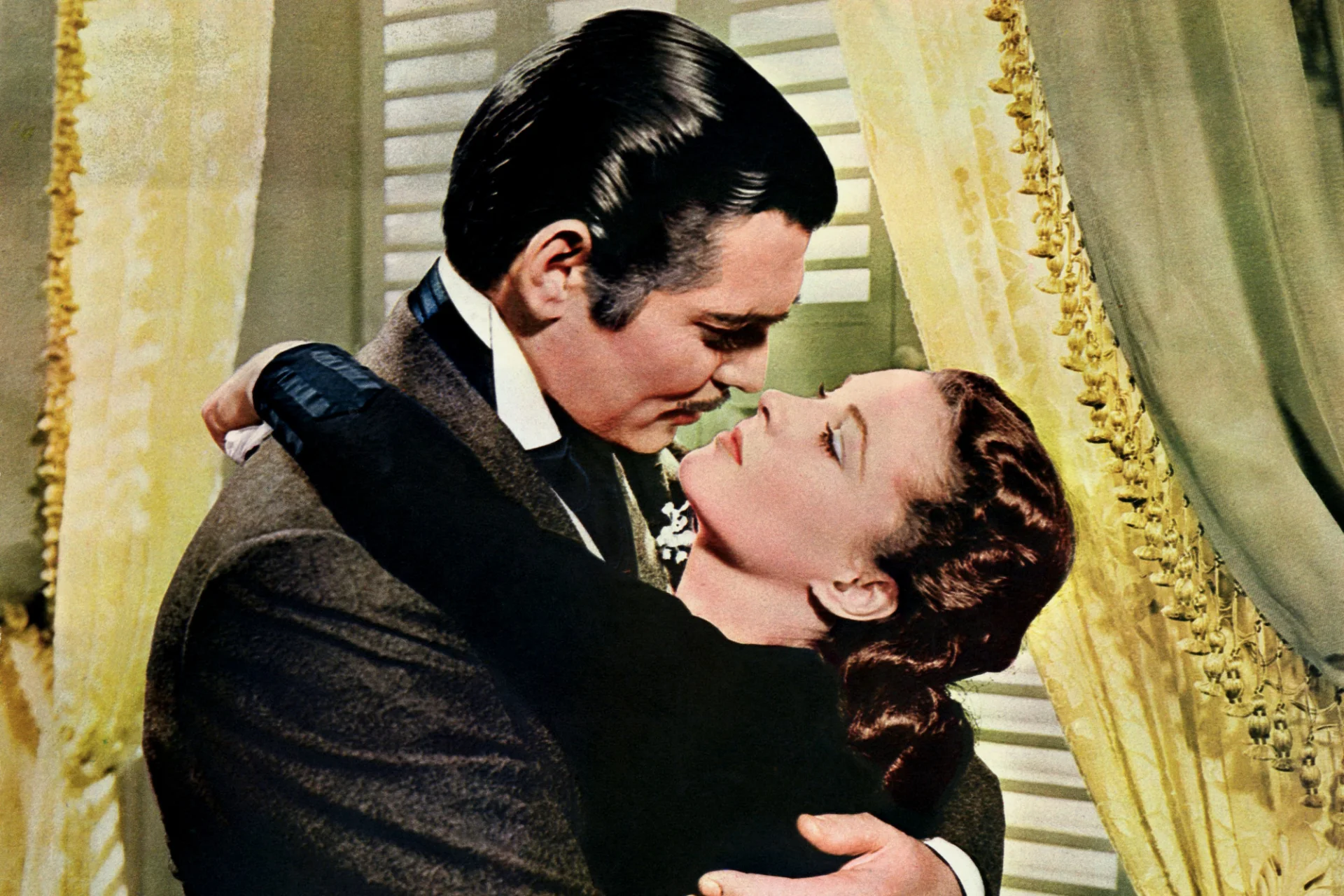 najlepsze książki o miłości wszech czasów: Przeminęło z wiatrem Scarlett O'Hara i Rhett Butler