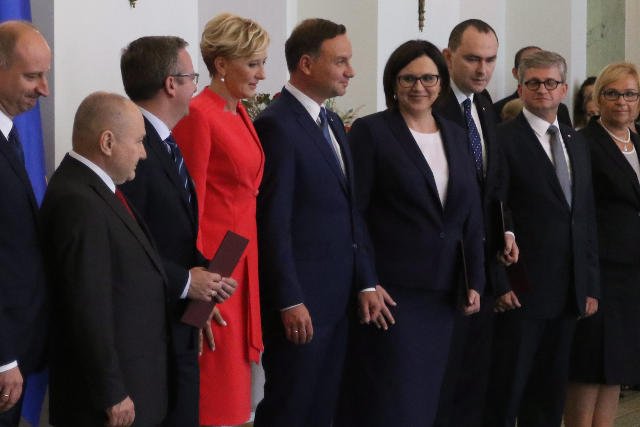 "Albo idioci, albo sabotażyści" - tak o urzędnikach prezydenta piszą publicyści "wSieci".