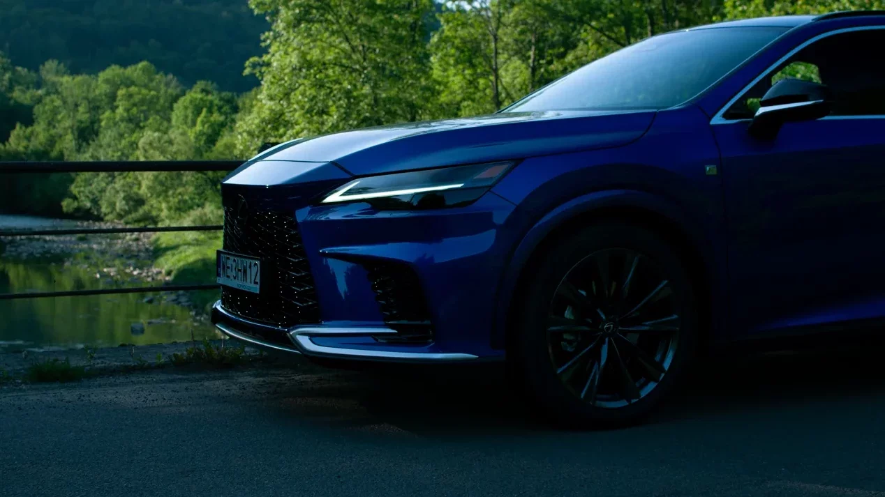 Lexus RX z rocznika 2025