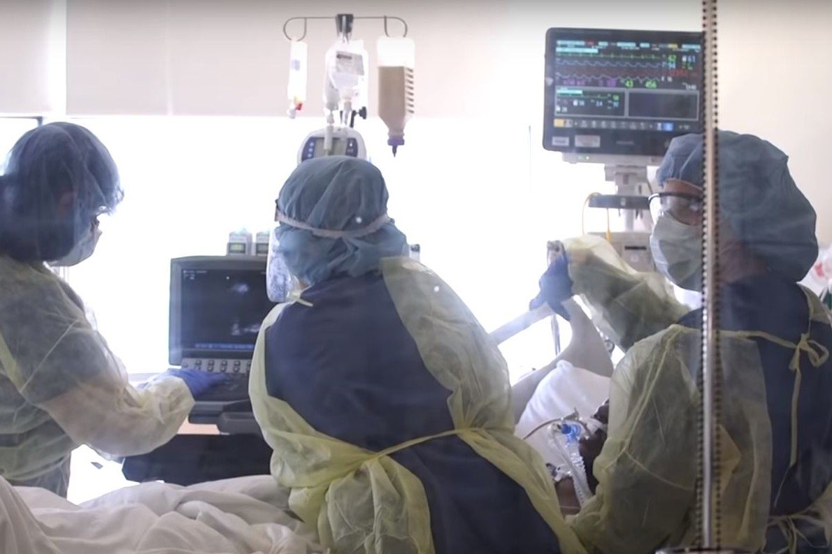 W Portugalii zmarł 14-latek zakażony koronawirusem. Uznawany jest za najmłodszą ofiarę epidemii w Europie. 14-letni chłopiec z Portugalii zmarł niedługo po tym, jak przewieziono go do szpitala i wykryto koronawirusa.