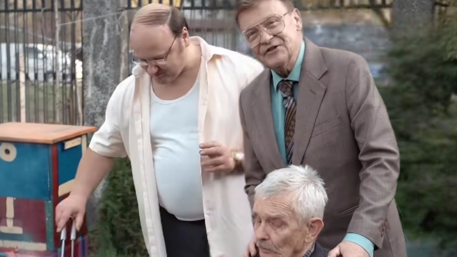 Ten zwiastun serialu "Edukacja XD" podbijać sieć.