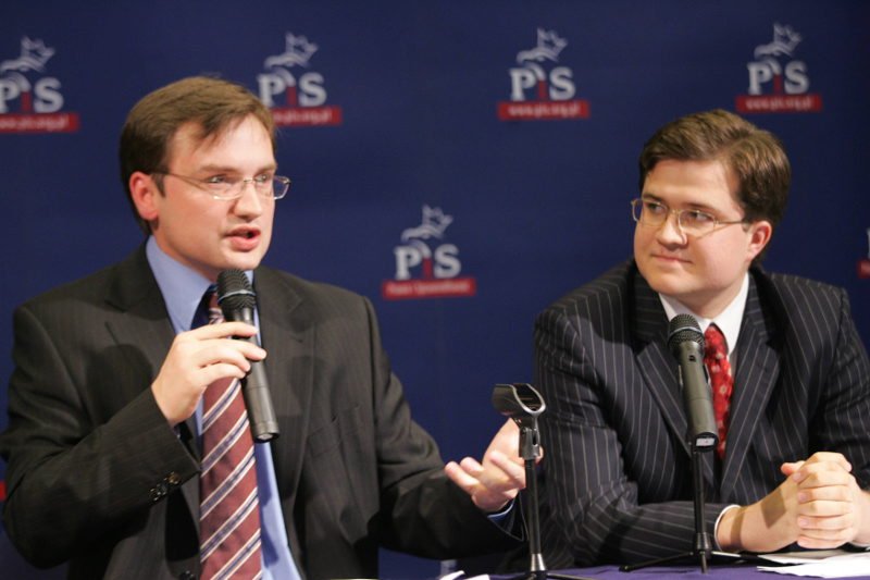 Michał Krupiński od lat towarzyszy rodzinie Ziobrów. Na zdjęciu w 2005 roku.