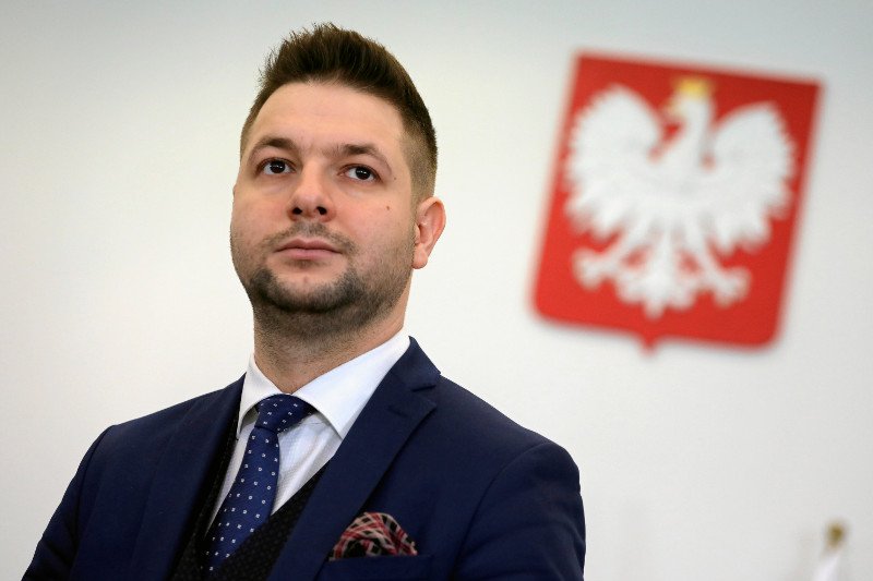 Patryk Jaki wraz z żoną wychowują syna Radosława, który cierpi na zespół Downa.