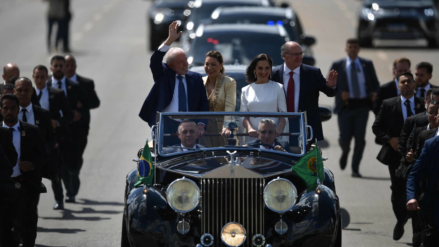 Lula w drodze na inaugurację.