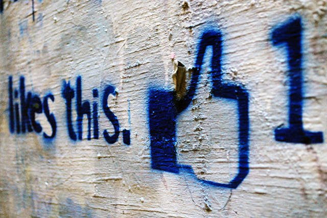 "Według 59 procent badanych największym zagrożeniem dla naszej prywatności w internecie jest Facebook"