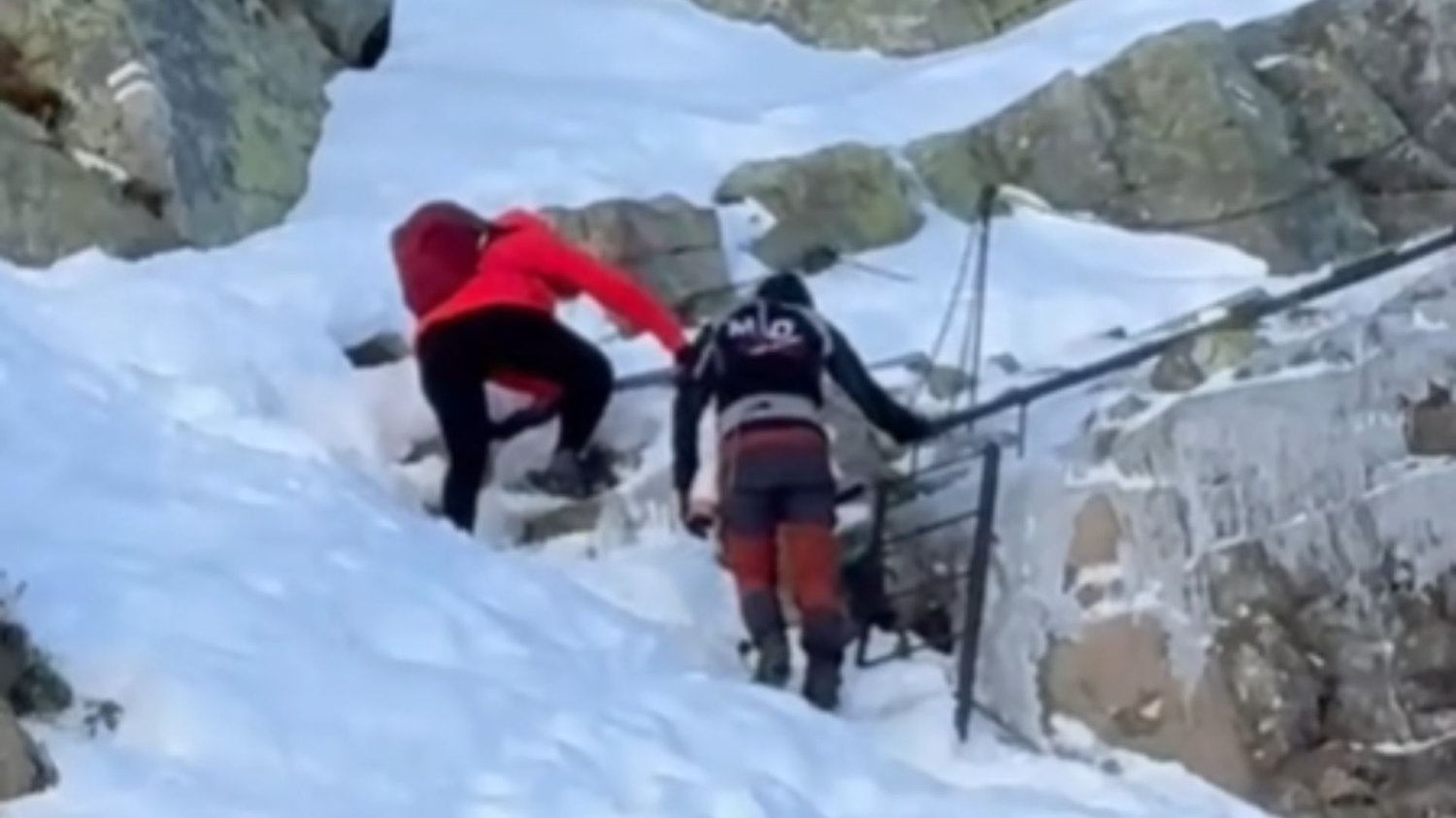 Turyści zabrali 9-miesięczne dziecko w Tatry.