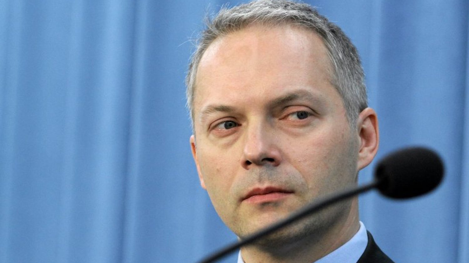 Poseł Jacek Żalek dokonał "samozaorania". Przed wyborami domagał się większego wpływu na władzę, teraz gdy jego ugrupowanie rządzi zmienia zdanie.