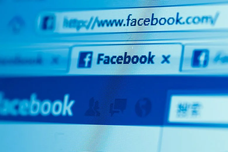 Urząd Ochrony Danych Osobowych postanowił wytłumaczyć Polakom, że publikowanie oświadczeń na FB jest bez sensu.