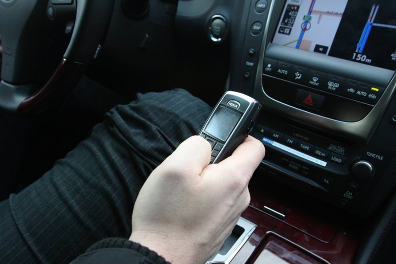 Czasami zdarza się, że nie pamiętamy własnego numeru telefonu. Co zrobić, żeby urządzenie nam go przypomniało?