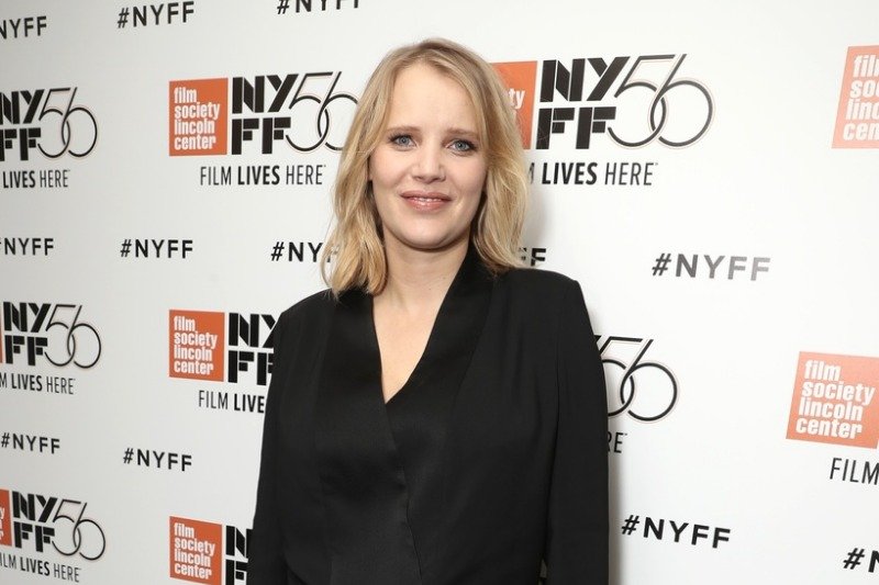 Joanna Kulig zaprezentowała się w kombinezonie polskiej marki Reserved