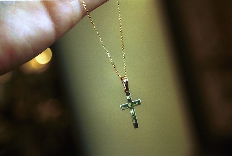 W Quebecu w Kanadzie wprowadzono częściowy zakaz noszenia symboli religijnych.