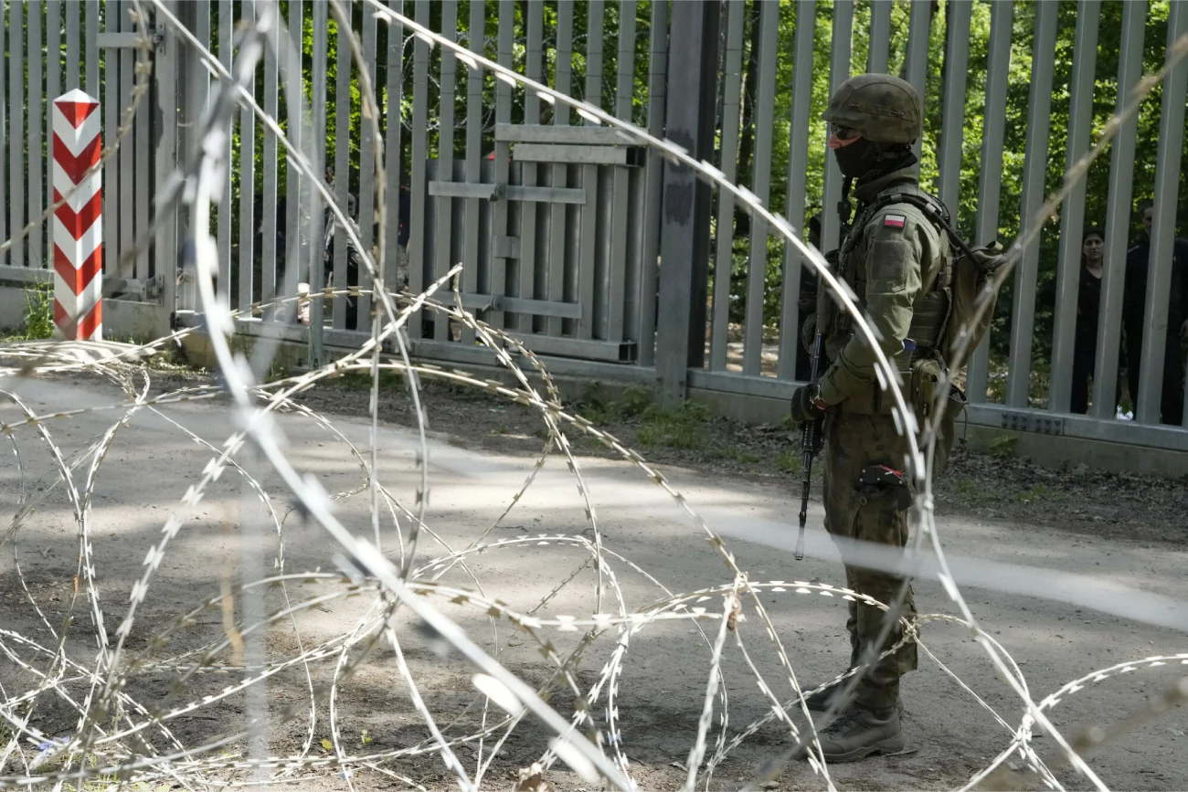 Granica z Białorusią. Rząd wprowadza zakaz przebywania w 27 miejscach