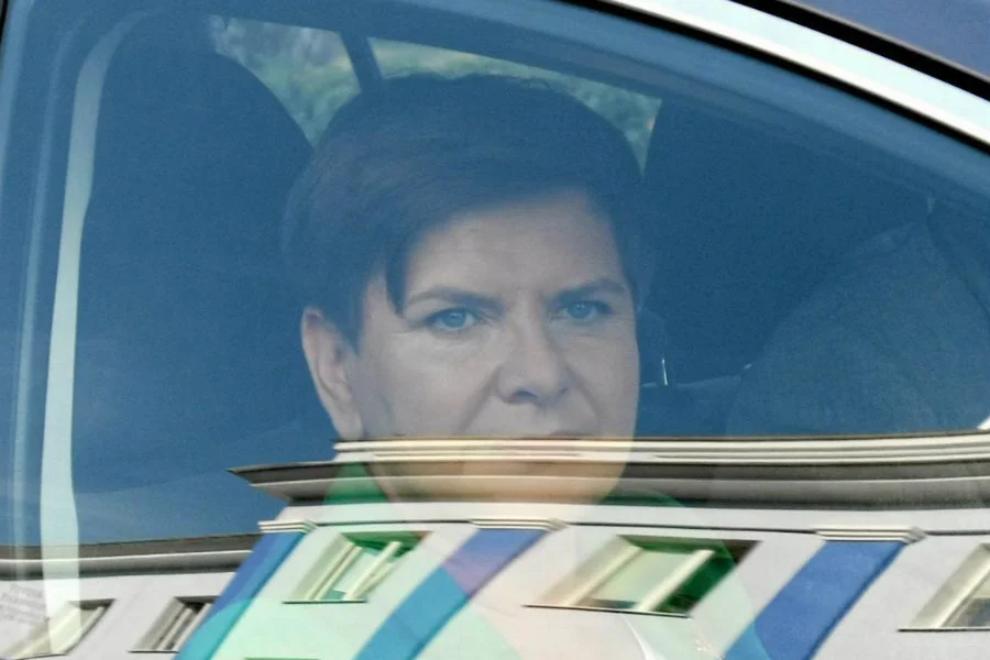 Beata Szydło nazwała manipulacją doniesienia "Super Expressu" o tym, że kolizję w Starowej Górze spowodował jej kierowca.