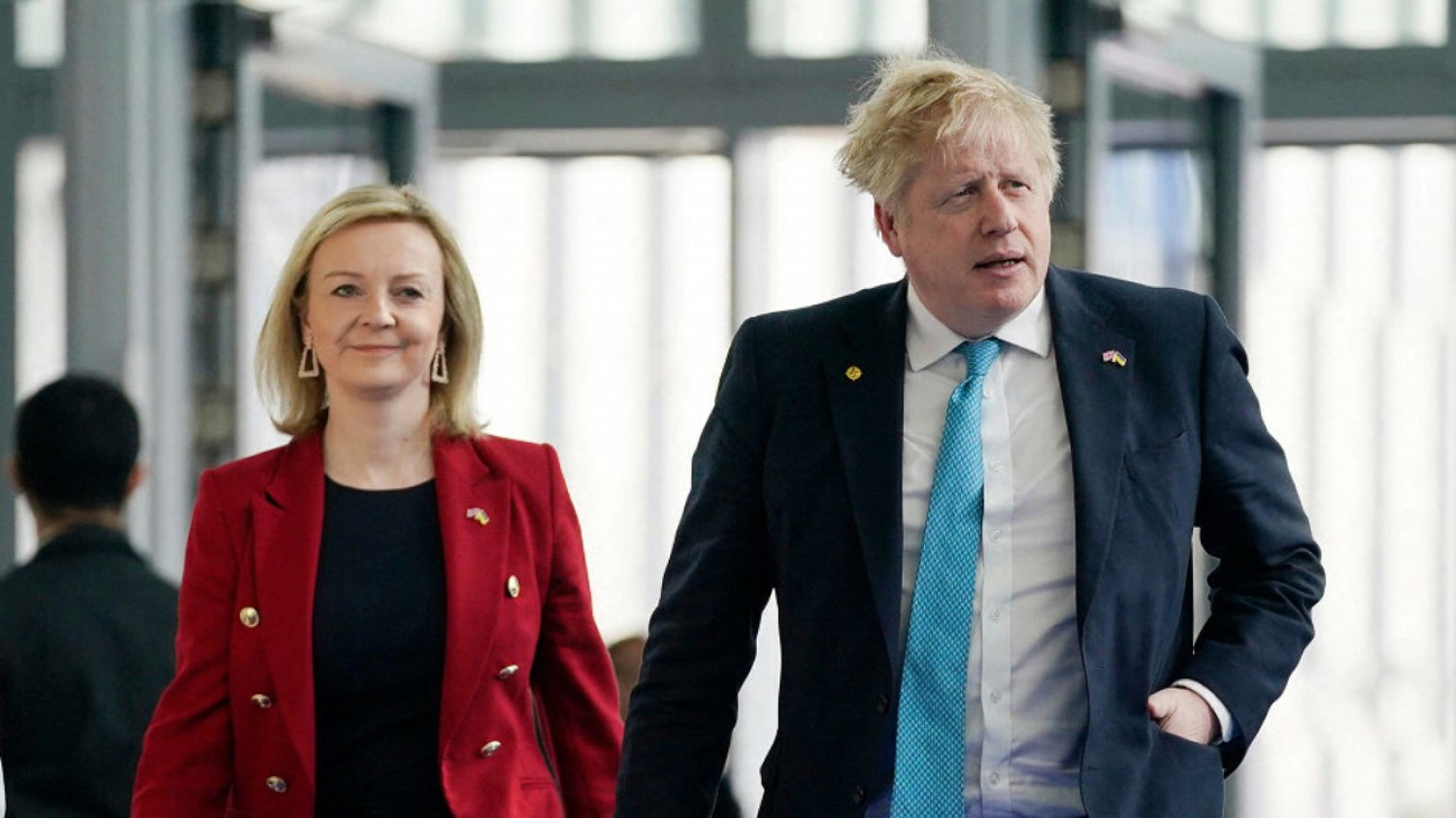 Liz Truss i Boris Johnson doprowadzili do tego, że większość Brytyjczyków chce dziś zagłosować na ich konkurentów. Liz Truss i Boris Johnson