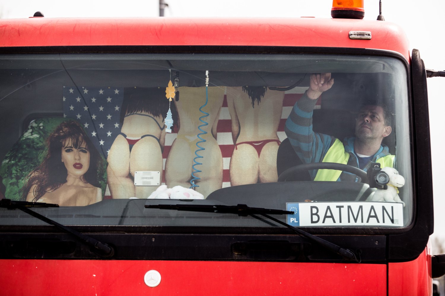 Kierowcy ciężarówek to samotnicy. Zdjęcie poglądowe.