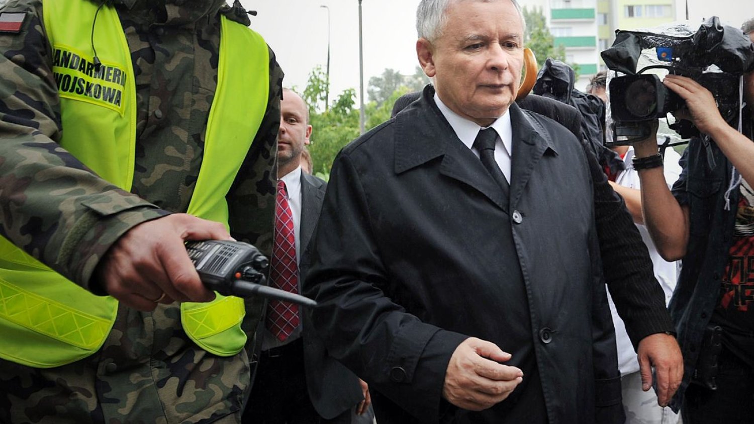 Nowe fakty ws. ochrony Jarosława Kaczyńskiego. Bronisław Komorowski i Janusz Zemke komentują. Nowe fakty ws. ochrony Jarosława Kaczyńskiego. Bronisław Komorowski i Janusz Zemke komentują.