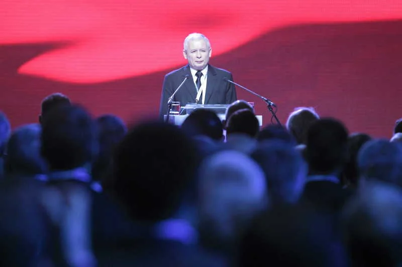 Jarosław Kaczyński prezesem PiS, znowu. "Dziękuję o. Rydzykowi i niezależnym dziennikarzom".