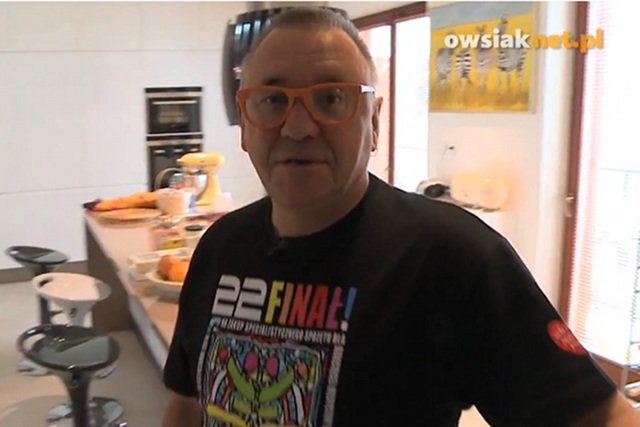 Jerzy Owsiak pokazał internautom swoje mieszkanie