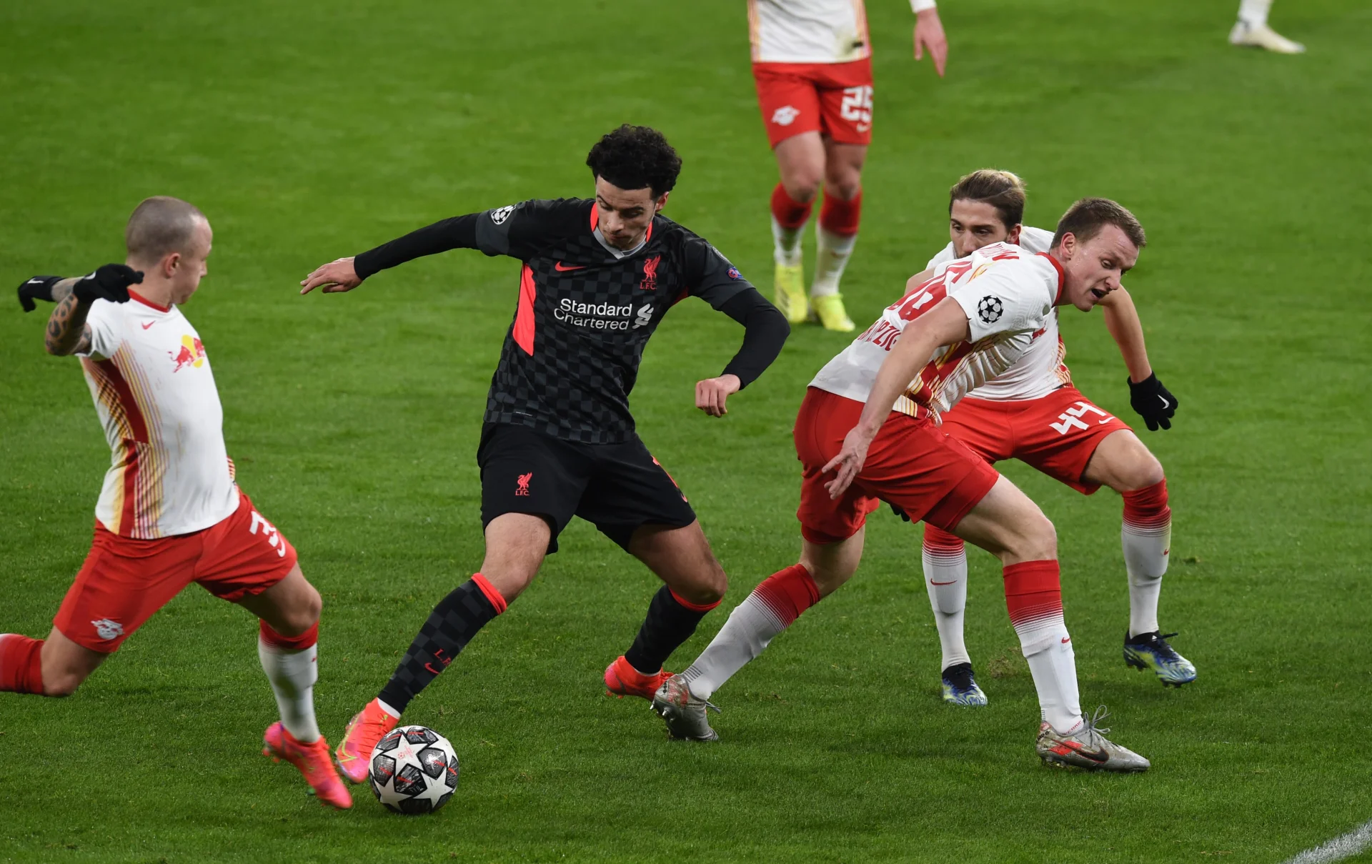 RB Lipsk - Liverpool FC. Mistrzowie Anglii blisko awansu