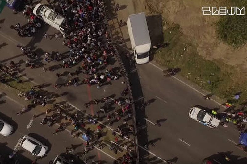 Materiał z drona nad serbsko-węgierską granicą.