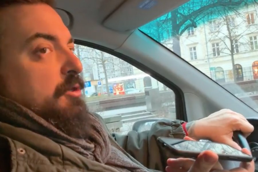 Tomasz Sekielski ujawnił, że ktoś zastrasza bohatera jego filmu, ofiarę księdza pedofila.