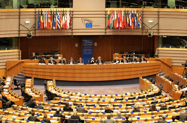 Holandia w referendum opowiedziała się przeciwko umowie stowarzyszeniowej UE-Ukraina