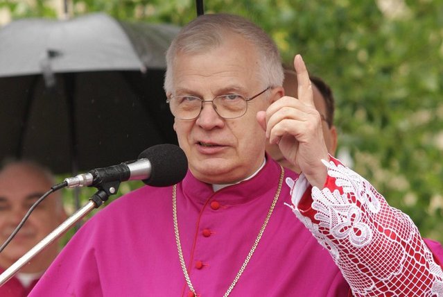 Abp Józef Michalik: Skąd tylu wrogów Kościoła? "Polacy udają, że są chrześcijanami"