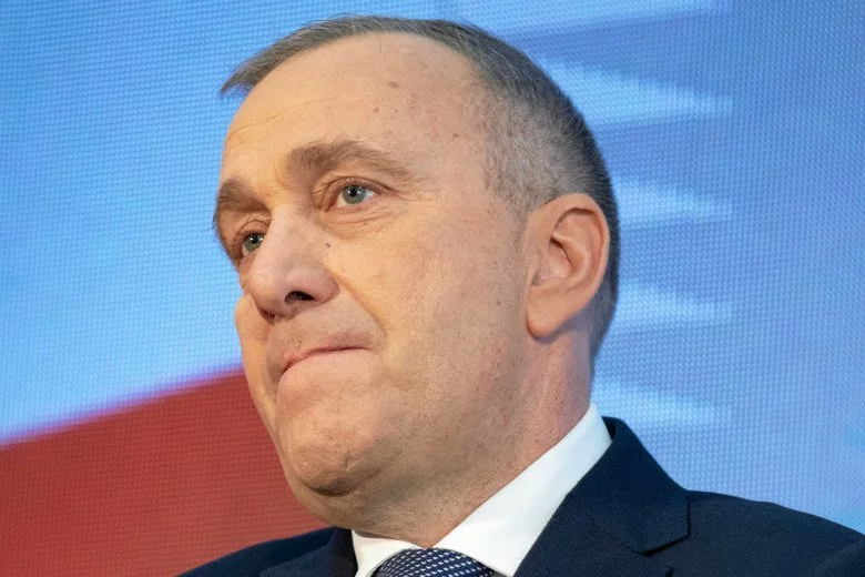 Grzegorz Schetyna odpowiedział Mateuszowi Morawieckiemu.
