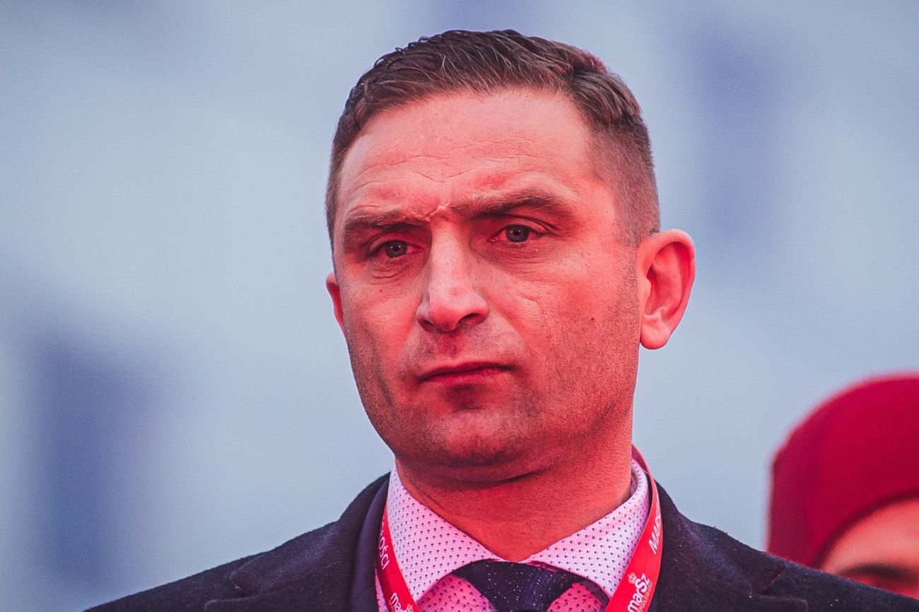 Robert Bąkiewicz podczas Marszu Niepodległości.