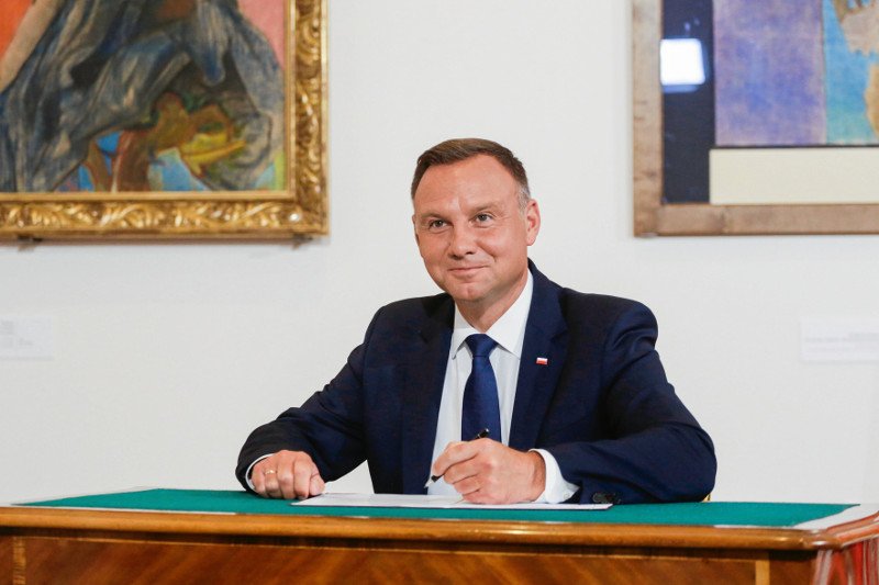 Andrzej Duda bierze pod uwagę odrzucenie części kandydatów na sędziów SN.