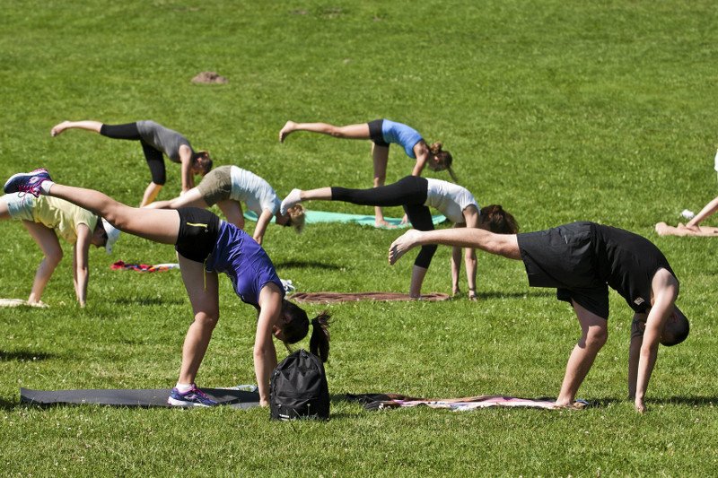 Radny Zjednoczonej Prawicy z Białej Podlaskiej stwierdził, że "joga jest grzechem".