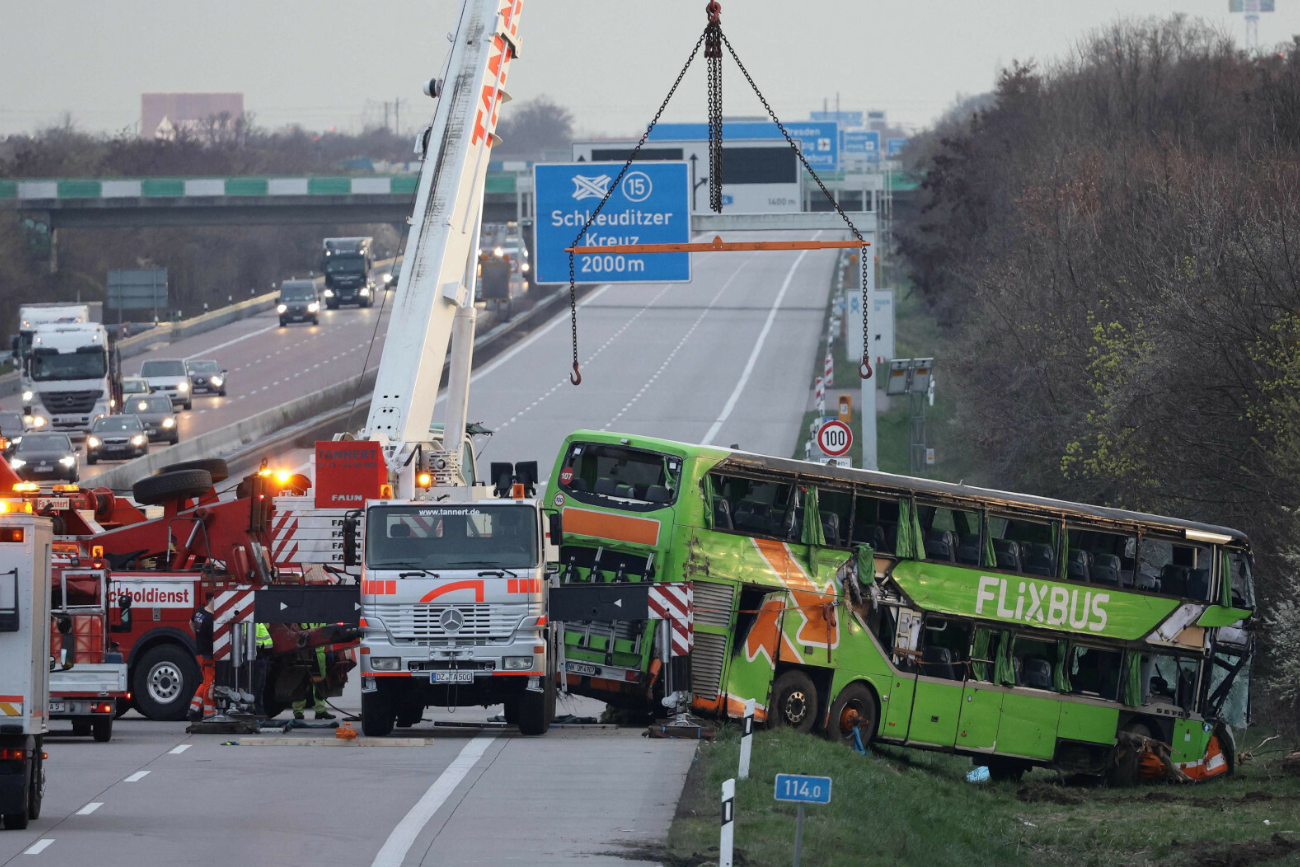 Nowe fakty po wypadku Flixbusa w Niemczech. Wśród ofiar jest Polka.