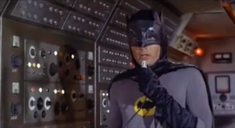 Adam West, pierwszy "pełnometrażowy" Batman w historii.