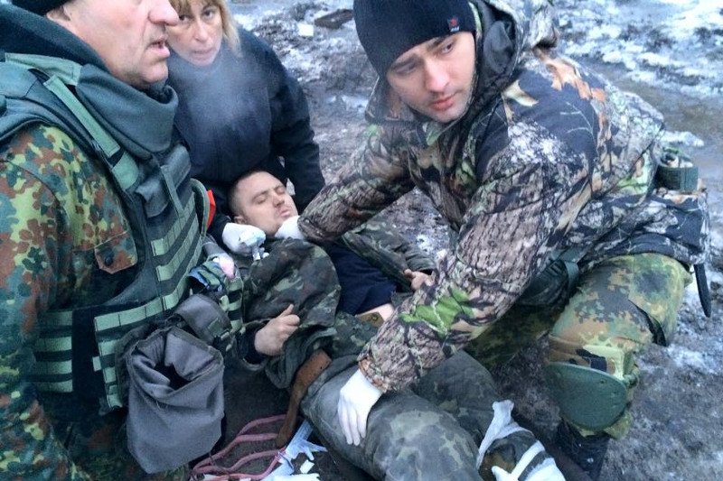 Ukraińscy żołnierze jak na razie informują o dwóch zabitych i 20 rannych. Po stronie separatystów straty mają być dużo większe.